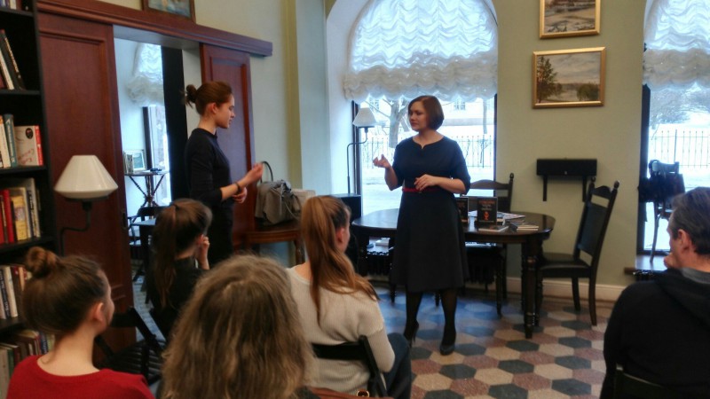 В Библиотеке на Пионерской, 4 состоялся мастер-класс Евгении Шестаковой "Голос - как инструмент успешности"